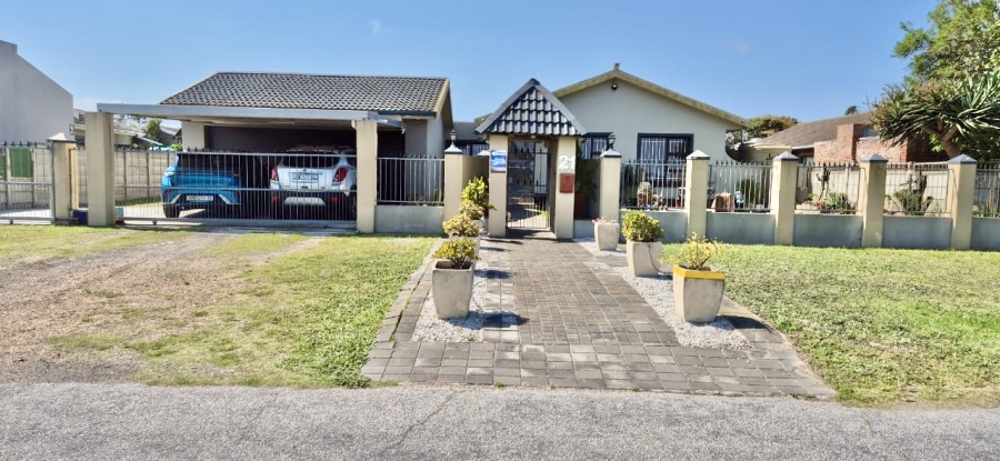 3 Bedroom Property for Sale in Rowallan Park Eastern Cape